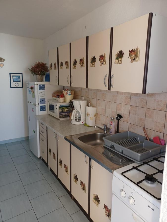 Apartmani Jakovljevic Murter Exteriér fotografie