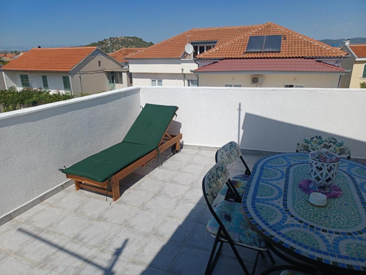Apartmani Jakovljevic Murter Exteriér fotografie