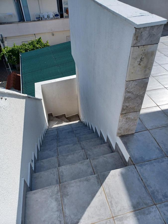 Apartmani Jakovljevic Murter Exteriér fotografie