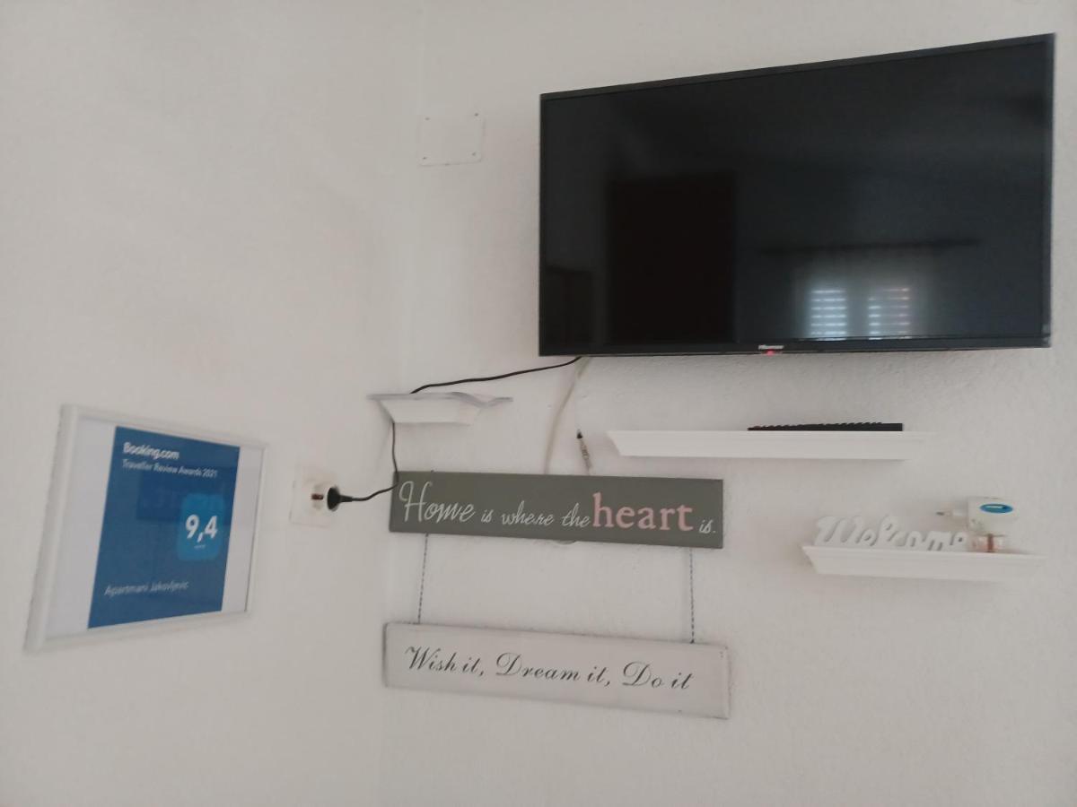 Apartmani Jakovljevic Murter Exteriér fotografie